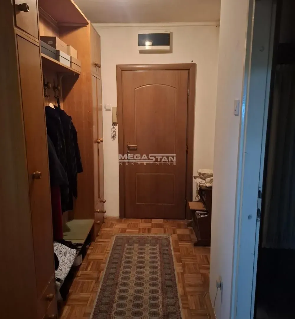 Sale, two bedroom apartment, 73m², Vračar Sve Podlokacije, Beograd
