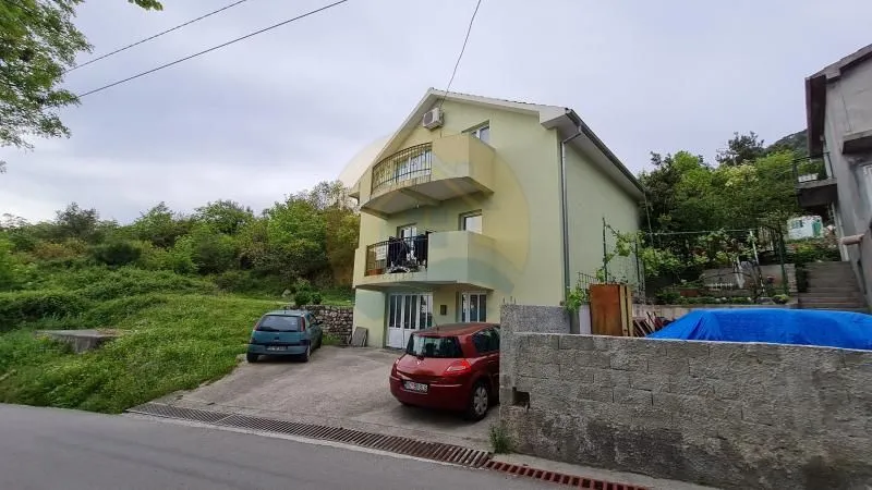 Sale, house, 200m², Kavač, Kotor