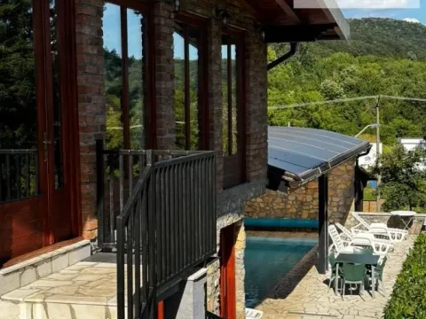 Prodaja, kuća, 400m², Sremska Mitrovica, Srbija - image 4