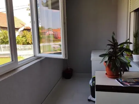 Prodaja, kuća, 440m², Kolonija, Jagodina - image 2