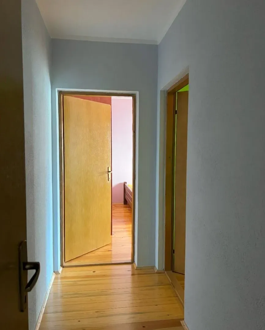Izdavanje, dvosoban stan, 64m², Plužine, Crna Gora