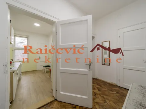 Prodaja, dvosoban stan, 57m², Centar, Stara Pazova - image 6