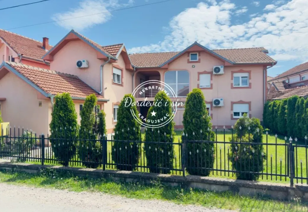 Prodaja, kuća, 269m², Ćava, Kragujevac