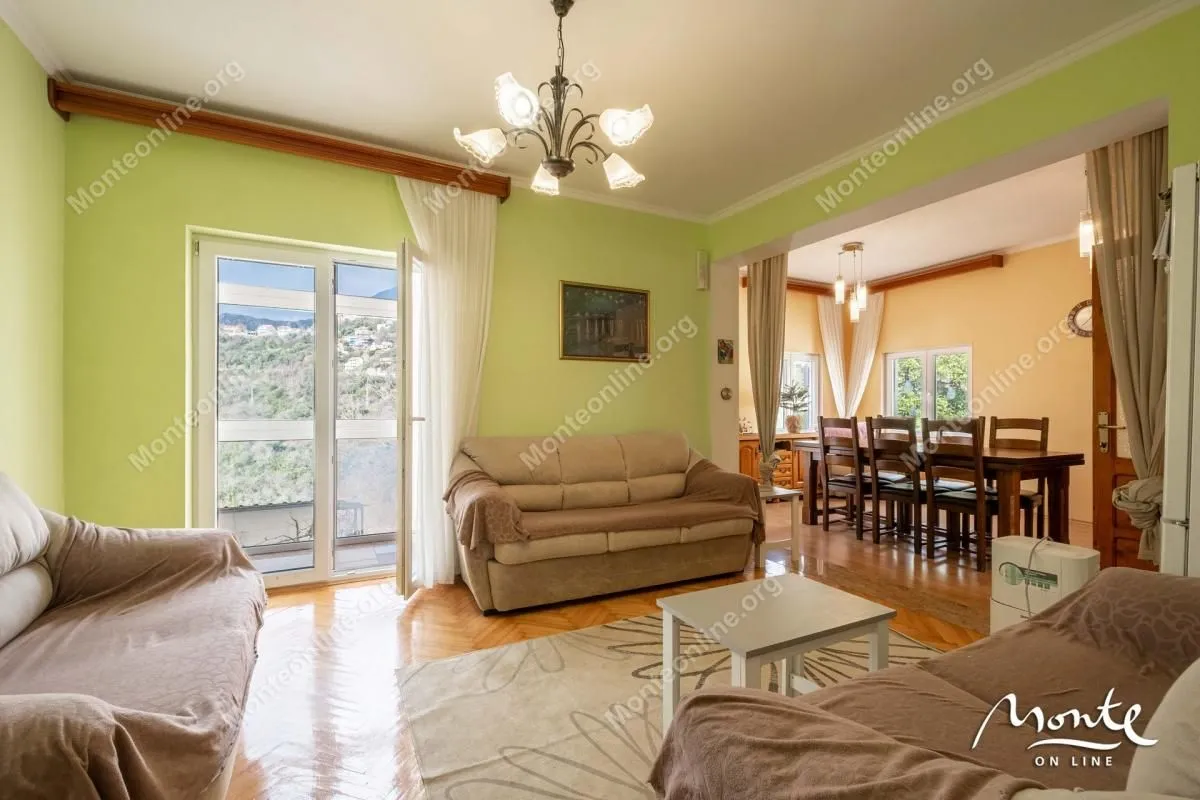 Prodaja, dvosoban stan, 71m², Topla, Herceg Novi