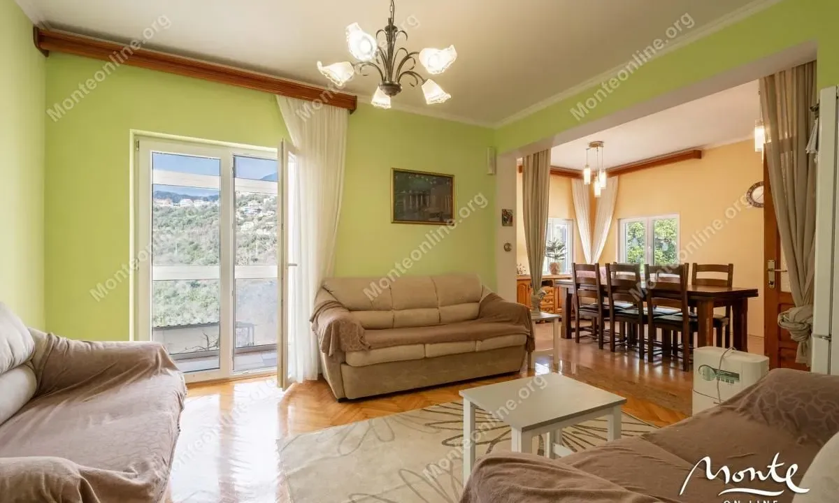 Sale, two bedroom apartment, 71m², Topla, Herceg Novi
