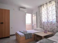 Rent, studio apartment, 30m², Radanovići, Kotor - image 1