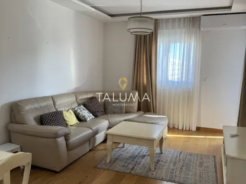 Rent, two bedroom apartment, 72m², City Kvart, Podgorica