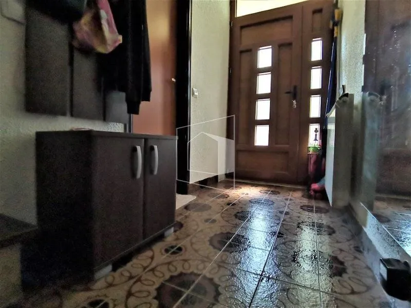 Rent, house, 250m², Stari Aerodrom, Podgorica