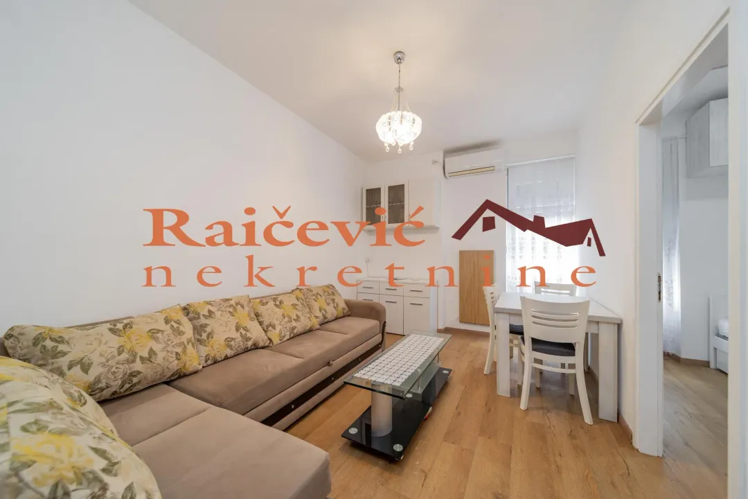 Prodaja, jednosoban stan, 27m², Vračar Hram, Vračar Sve Podlokacije