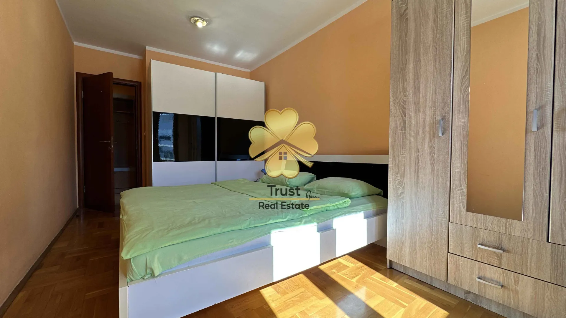 Izdavanje, jednosoban stan, 53m², Preko Morače, Podgorica