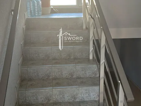 Sale, house, 360m², Šušanj, Bar - image 8