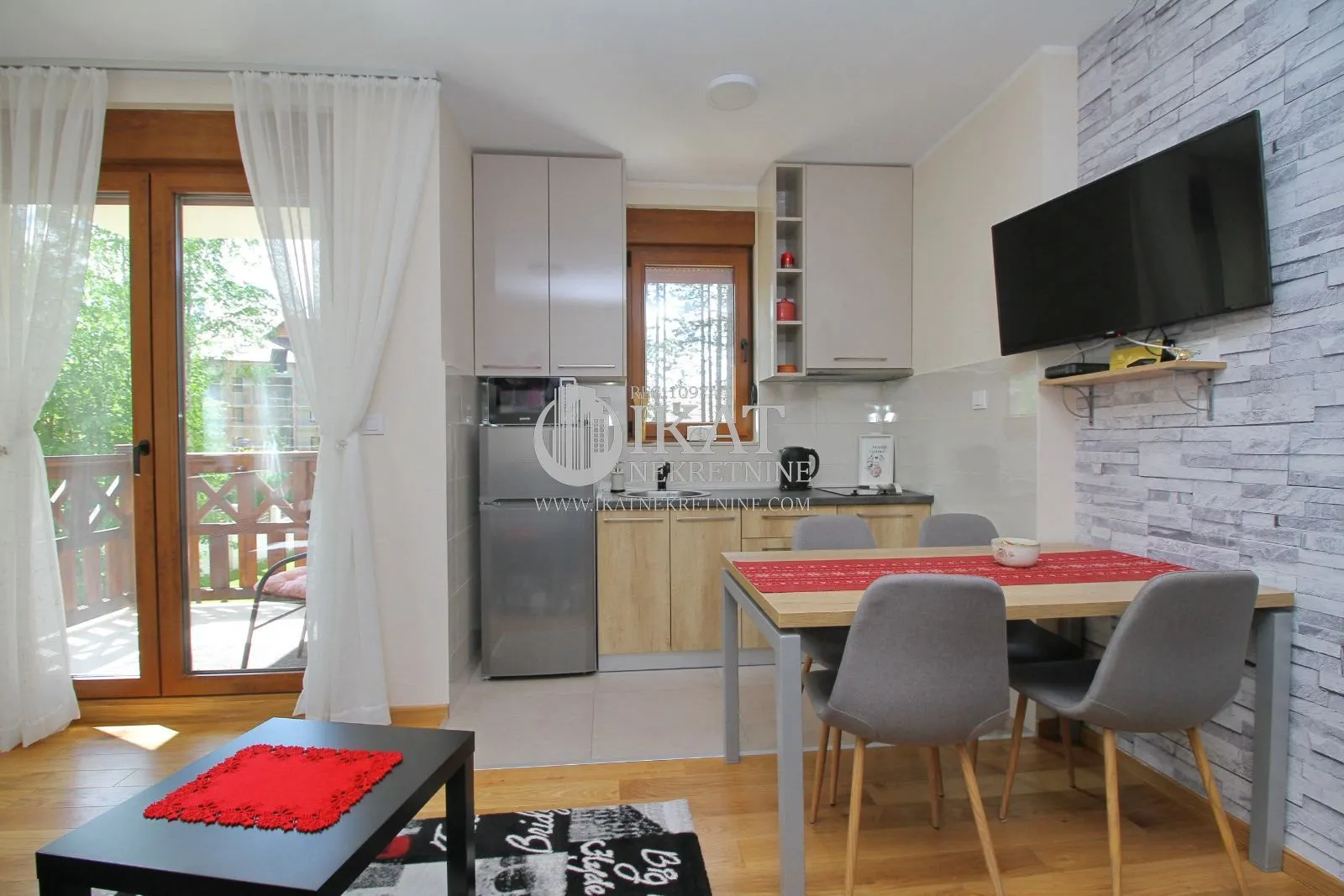 Prodaja, jednosoban stan, 39m², Centar, Zlatibor