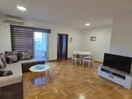Rent, three bedroom apartment, 88m², Bečići, Budva - image 6