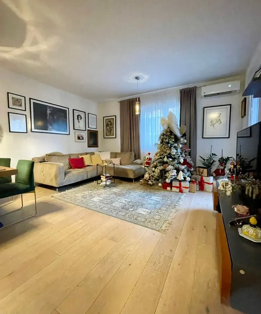 Prodaja, dvosoban stan, 63m², Blok 9, Podgorica
