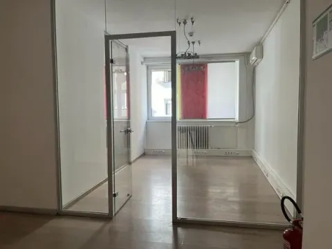 Izdavanje, poslovni prostor, 440m², Stari Grad, Beograd - image 5