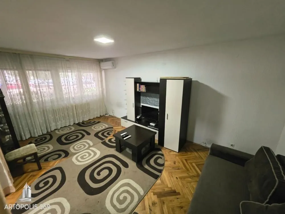 Izdavanje, jednosoban stan, 44m², Novi Beograd Sve Podlokacije, Beograd