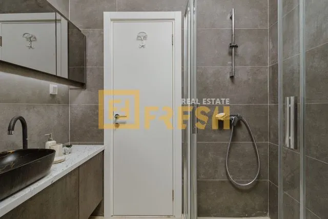 Prodaja, jednosoban stan, 50m², Kotor, Crna Gora