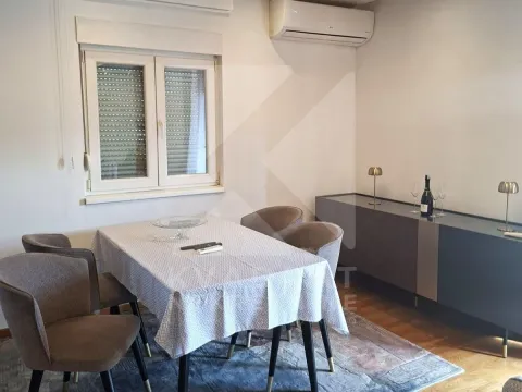 Rent, two bedroom apartment, 120m², City Kvart, Podgorica - image 4