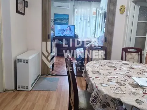 Prodaja, trosoban stan, 76m², Brace Jerković, Voždovac Sve Podlokacije - image 2