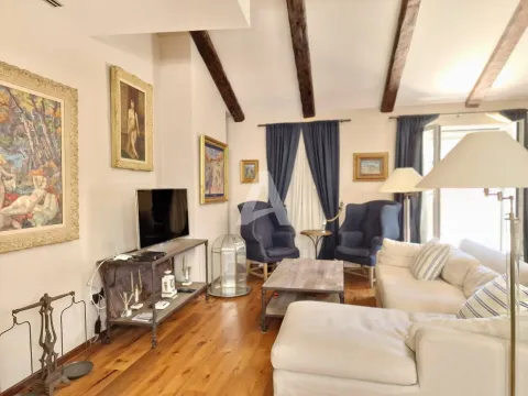 Sale, three bedroom apartment, 192m², Stari Grad, Budva - image 19