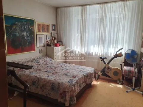 Prodaja, trosoban stan, 77m², Stari Grad, Beograd - image 7