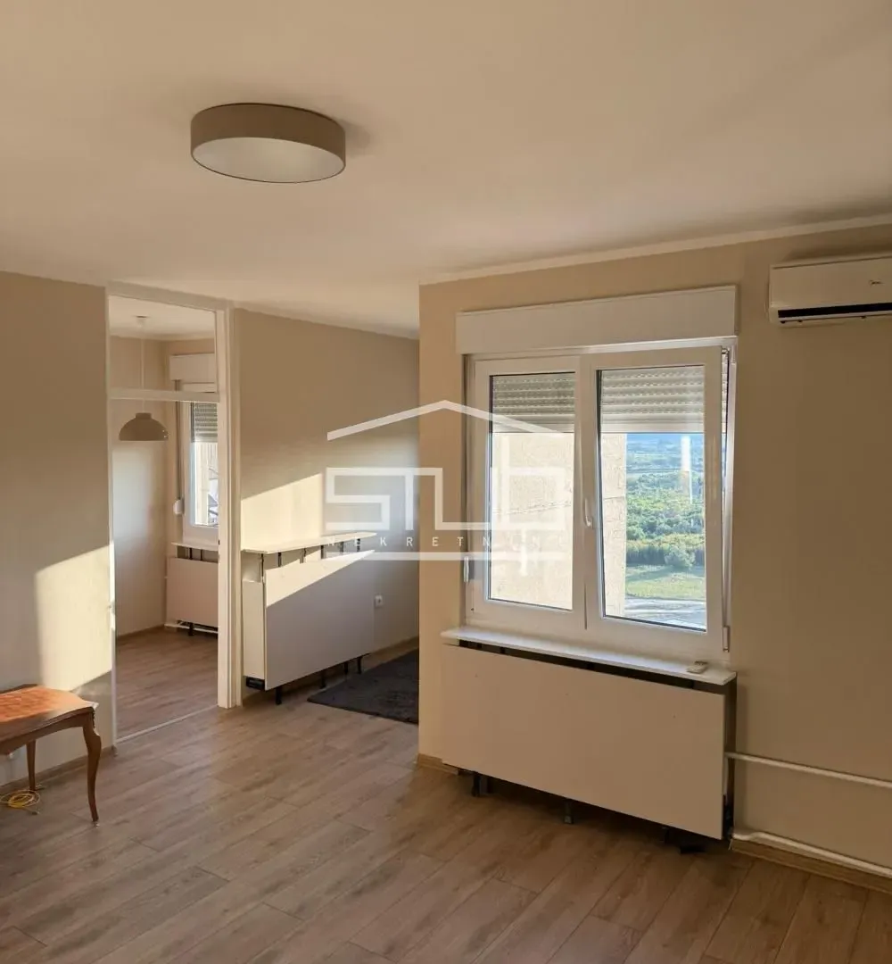 Izdavanje, dvosoban stan, 50m², Julino Brdo, Beograd