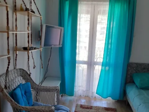 Rent, three bedroom apartment, 220m², Šušanj, Bar - image 13