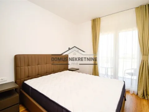 Rent, two bedroom apartment, 75m², City Kvart, Podgorica - image 6