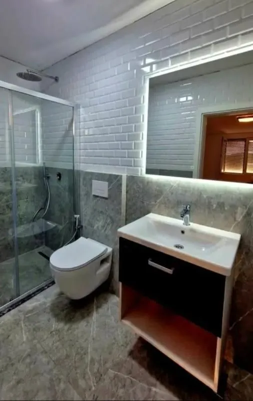 Rent, three bedroom apartment, 140m², Tomba, Bar