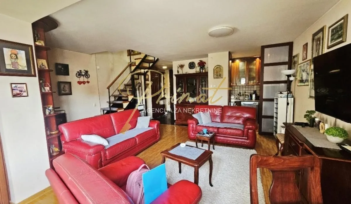 Prodaja, četvorosoban stan, 74m², Palilula Sve Podlokacije, Beograd