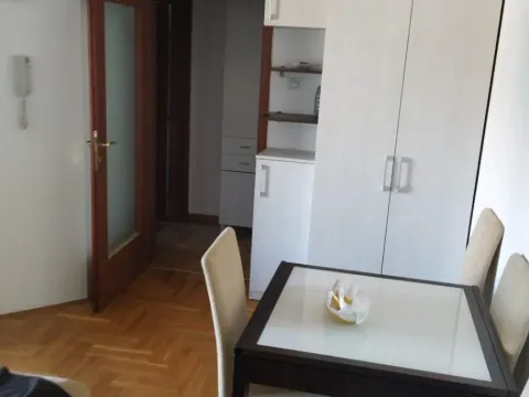 Izdavanje, jednosoban stan, 45m², Zabjelo, Podgorica - image 3