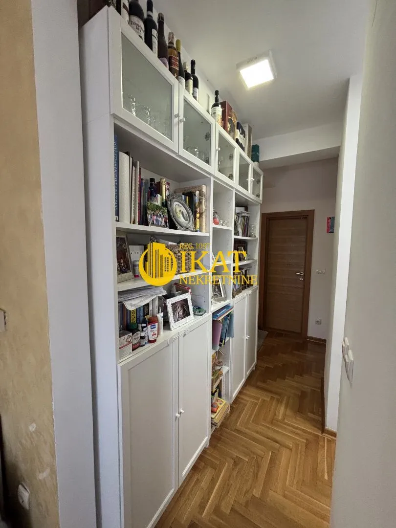 Sale, three bedroom apartment, 69m², Zvezdara Sve Podlokacije, Beograd