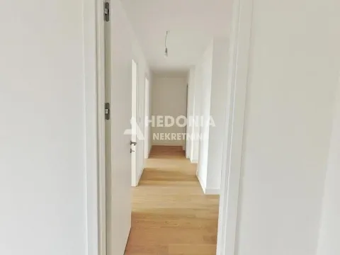 Sale, four bedroom apartment, 125m², Autokomanda, Voždovac Sve Podlokacije - image 7