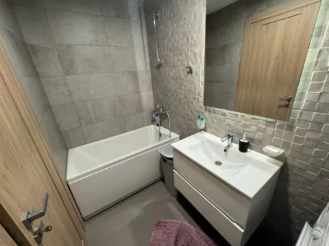 Izdavanje, dvosoban stan, 86m², Master Kvart, Podgorica - image 13