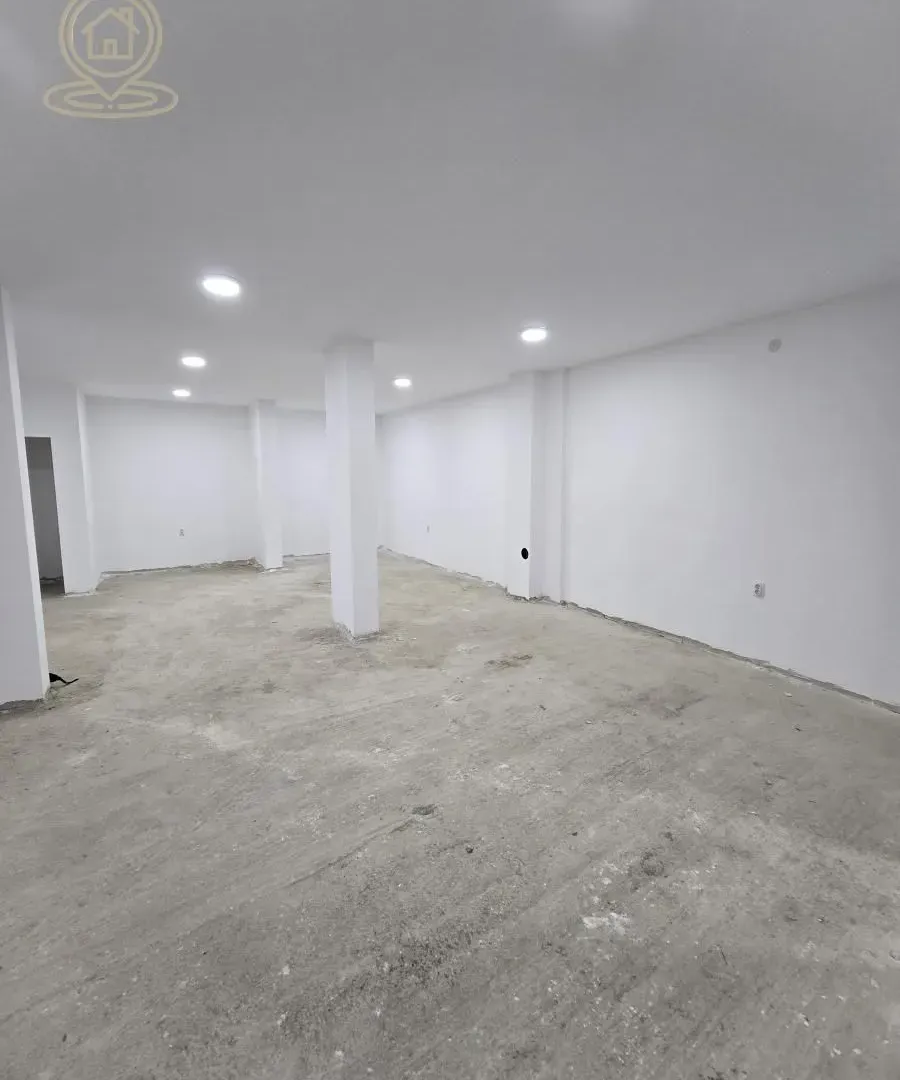 Izdavanje, poslovni prostor, 164m², Zvezdara Sve Podlokacije, Beograd