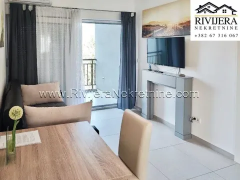 Prodaja, jednosoban stan, 72m², Tivat, Crna Gora - image 1
