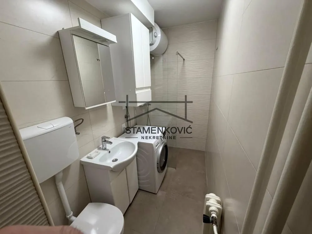 Izdavanje, dvosoban stan, 57m², Sajam, Novi Sad Sve Podlokacije