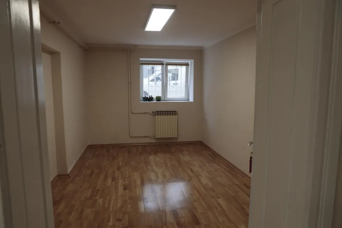 Rent, office space, 120m², Centar, Niš