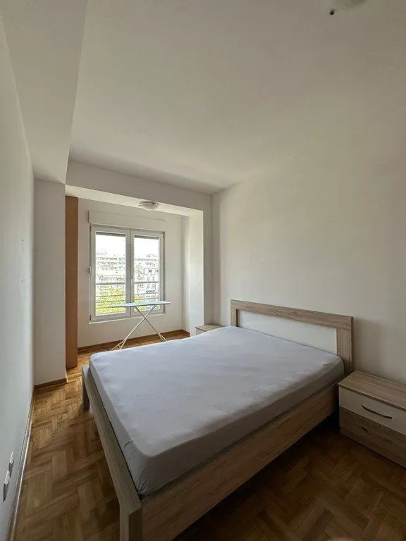 Izdavanje, jednosoban stan, 50m², Preko Morače, Podgorica