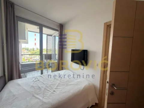 Rent, two bedroom apartment, 41m², Stari Grad, Beograd - image 9