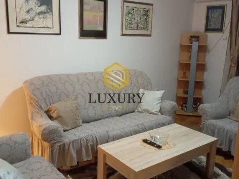 Izdavanje, dvosoban stan, 67m², Blok 6, Podgorica - image 8