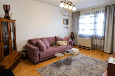 Prodaja, trosoban stan, 120m², Tuški Put, Podgorica - image 2