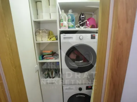 Sale, three bedroom apartment, 89m², Autobuska stanica, Podgorica - image 16