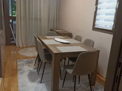 Izdavanje, dvosoban stan, Blok 5, Podgorica - image 7