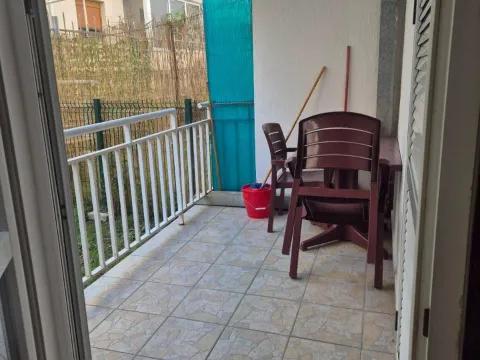 Rent, one bedroom apartment, 50m², Slovenska Plaža, Budva - image 5