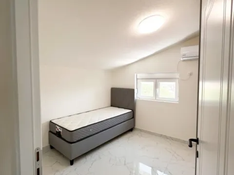 Rent, three bedroom apartment, 125m², Momišići, Podgorica - image 5