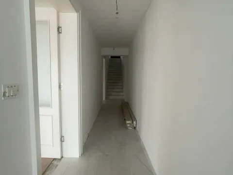 Prodaja, kuća, 341m², Kalimanj, Tivat - image 11