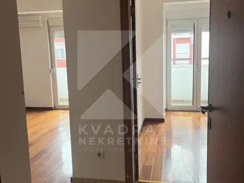 Izdavanje, jednosoban stan, 40m², Zabjelo, Podgorica - image 3