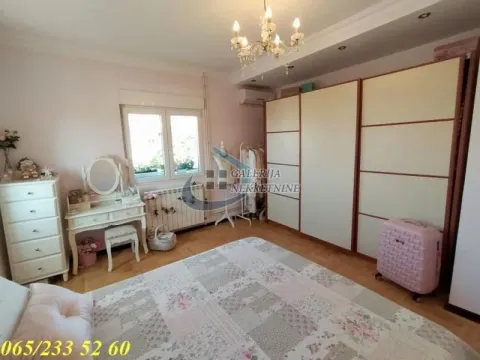 Prodaja, stan, 208m², Stari Grad, Beograd - image 10