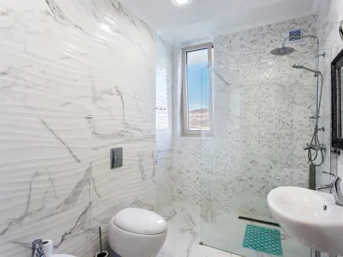 Prodaja, kuća, 240m², Krašići, Tivat - image 13